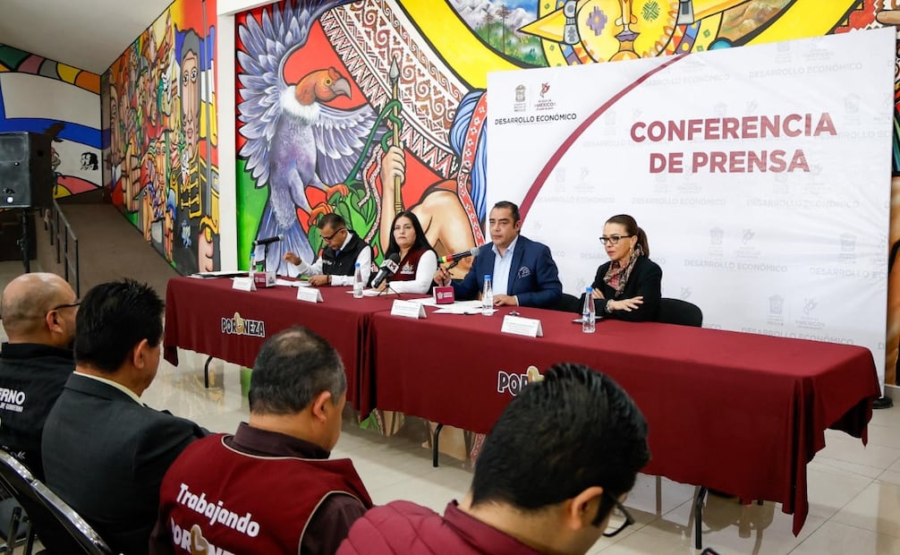 En Neza existen alrededor de 12 mil negocios dedicados a la venta de alimentos y productos básicos, el motor económico de miles de familias. Foto Especial