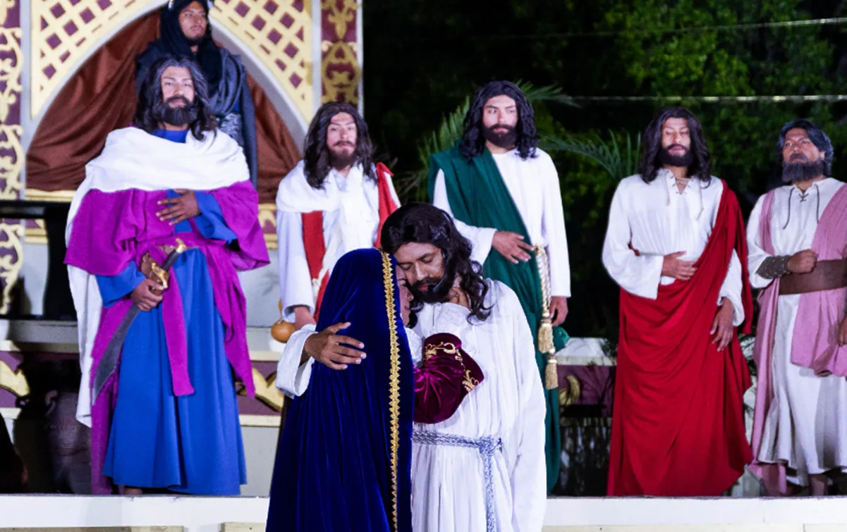 Interpretación de la Última Cena y lavatorio de pies durante la 182 Representación de la Semana Santa en Iztapalapa. Foto: Hugo Salvador/EL UNIVERSAL
