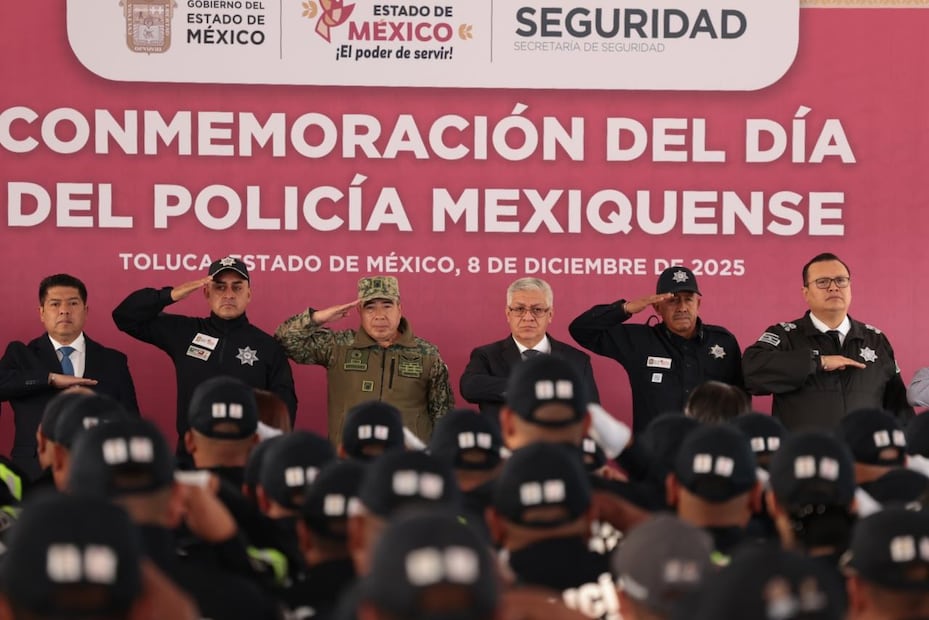 "Ser policía es sinónimo de vocación, valentía y entrega." El titular de la Secretaría de Seguridad del Edomex destaca el sacrificio de los elementos. Foto: Alejandro Vargas / El Universal Edomex
