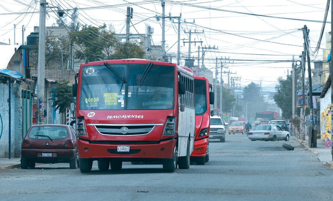 Transportistas buscan elevar de los 12 pesos vigentes a montos que van de 14 hasta 16 pesos/ Foto Alejandro Vargas
