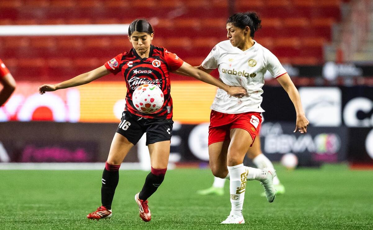 Eugenie Le Sommer y Casandra Cuevas marcaron los goles / Foto Especial