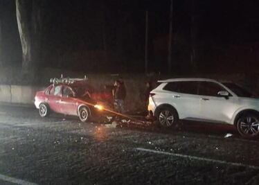 Accidente entre tres vehículos paraliza la Toluca-Tenango; reportan un fallecido