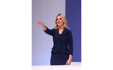 Romina Contreras Carrasco rinde protesta como alcaldesa de Huixquilucan