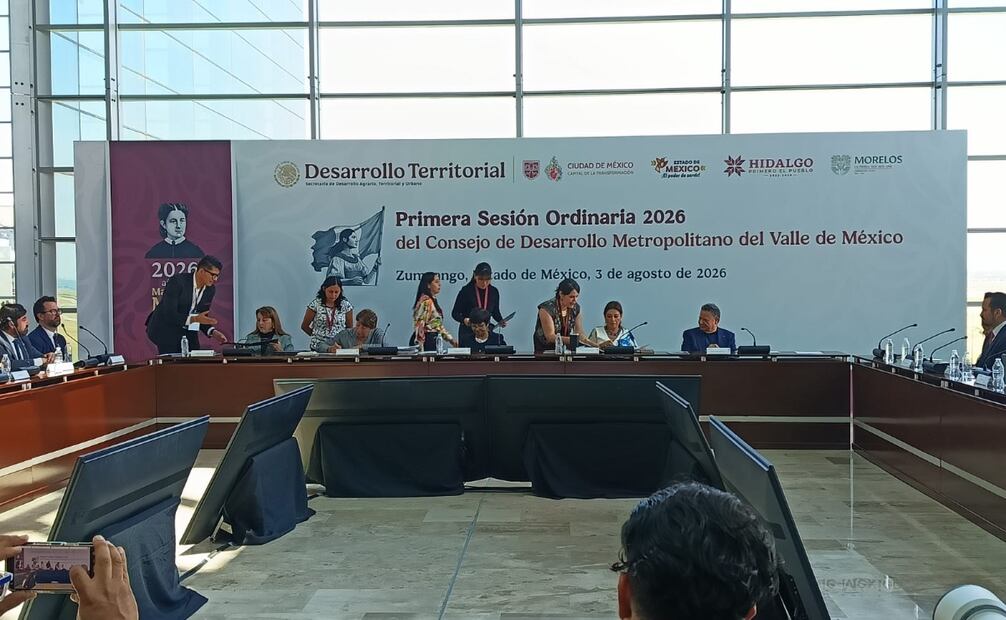 La Primera Sesión Ordinaria del Consejo de Desarrollo Metropolitano se llevó a cabo en las instalaciones del AIFA, en Zumpango. Foto Especial
