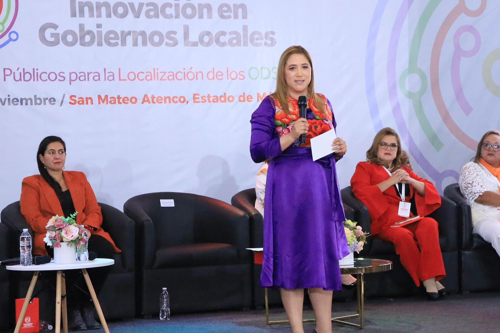 En el marco de este encuentro de innovación y servicios públicos localizando los ODS, el Gobierno de San Mateo Atenco suscribió acuerdos de hermanamiento. Foto: especial