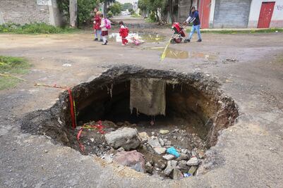Se abre quinto socavón en Valle de Chalco