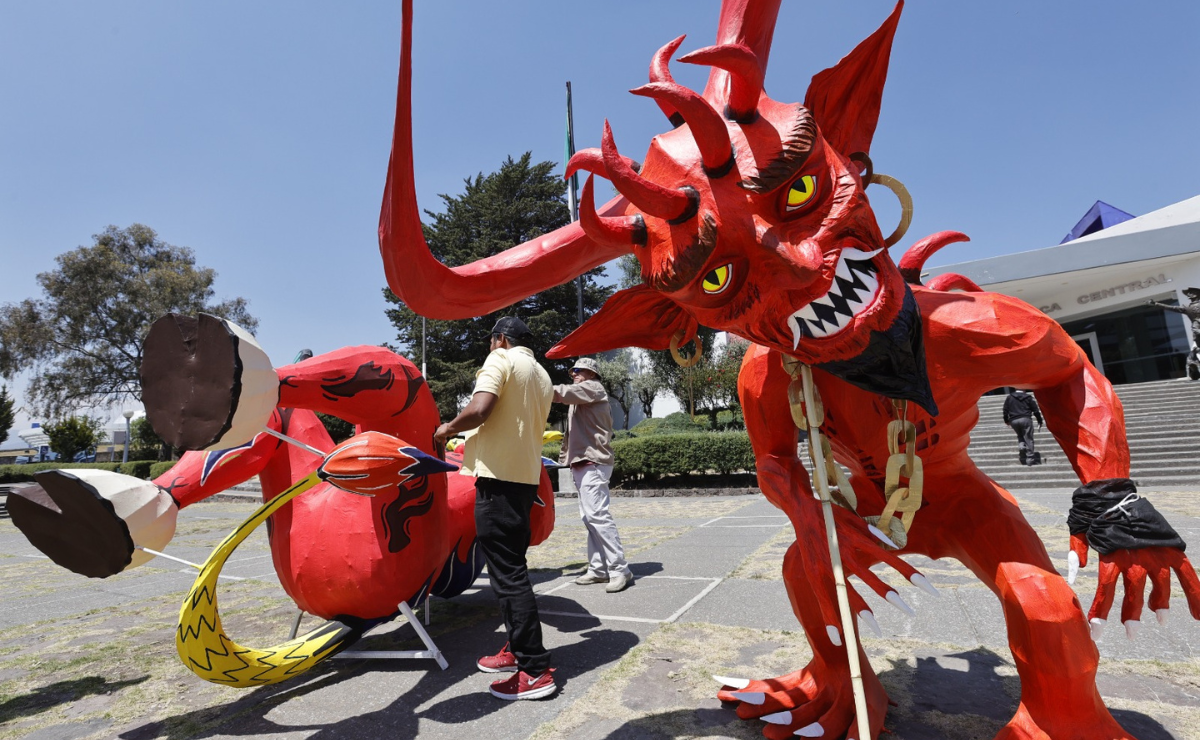 Figuras satíricas y representaciones del mal toman forma en el tradicional Concurso de Judas del Edomex Foto: Jorge Alvarado