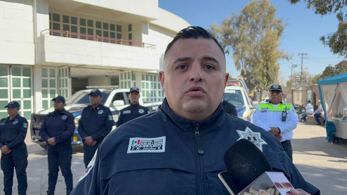 El gobierno municipal de Cuautitlán México ha prohibido la venta de alcohol en los puestos instalados en la colonia El Cerrito para garantizar fiestas pacíficas / Foto: Arturo Contreras