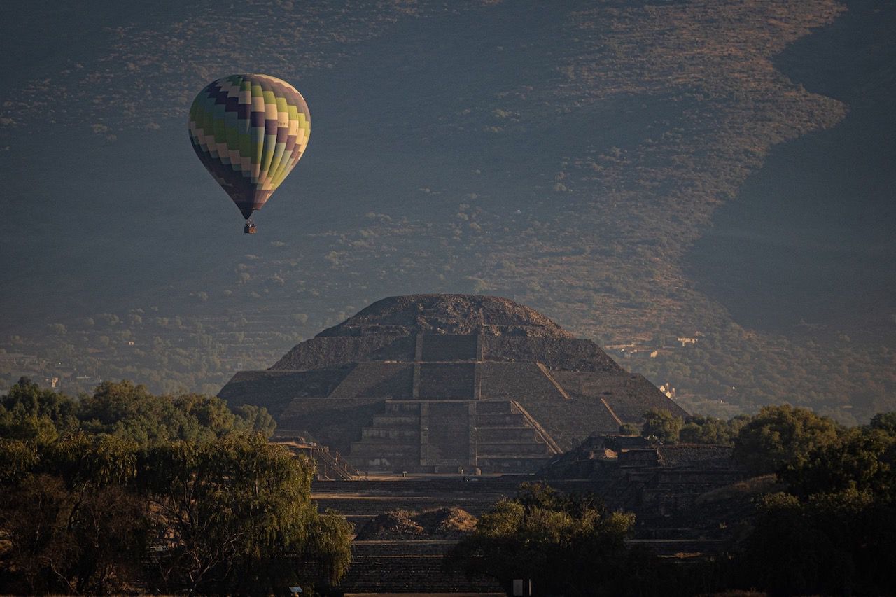 Teotihuacán te ofrece una experiencia única para conectar con la naturaleza y la historia. Foto Especial