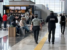 Blindan el AIFA y cancelan vuelos a Jalisco tras ola de violencia en el Occidente