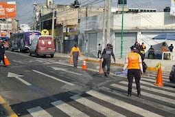 Muere mujer atropellada en Torres esquina con Pino Suárez, en Toluca 