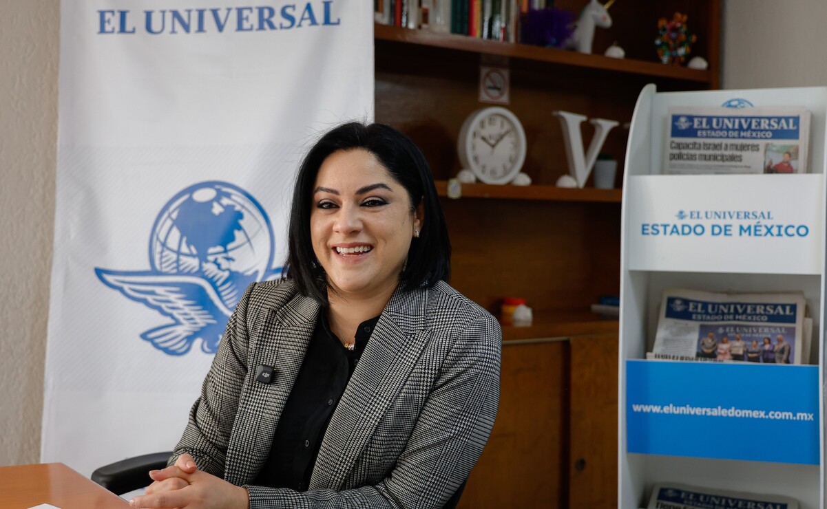 María José Bernáldez celebró la victoria de Patricia Zarza, a la que califica como idónea para llevar a cabo este reto en la UAEMéx. Foto: Arturo Hernández