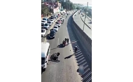 ¡Fatal accidente! Motociclista pierde la vida en la carretera Naucalpan-Toluca