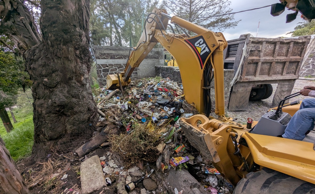 En El Calvario de Toluca se retiraron ocho toneladas de basura / Foto Especial