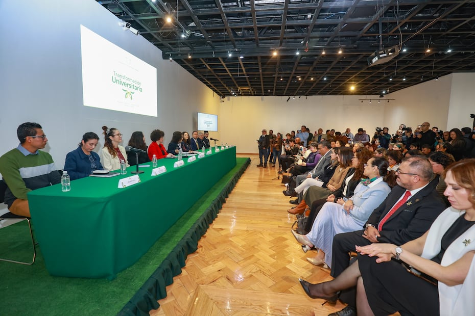 Nombramiento de titulares en áreas clave como Igualdad Sustantiva, Seguridad, Deporte, Transparencia y Tecnologías. Foto Alejandro Vargas / El Universal