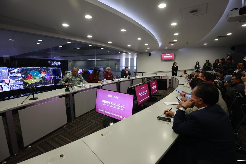 Vigilarán los 486 centros comerciales donde se espera un aforo importante de mexiquenses. Foto Alejandro Vargas