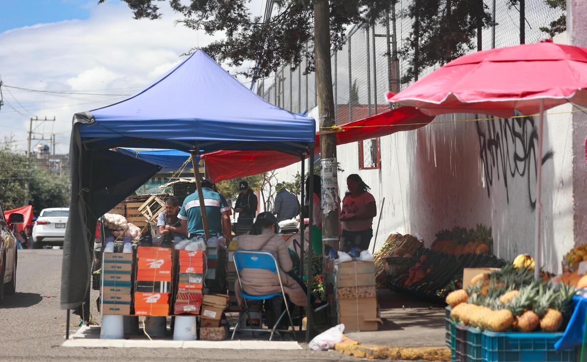 El comercio informal se ha apoderado del centro de Toluca / Foto: Alejandro Vargas