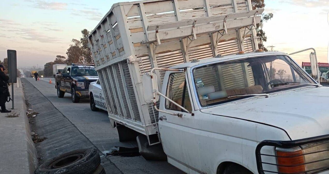 ¡Golpe al huachicol! Aseguran camioneta con 4 mil litros de combustible