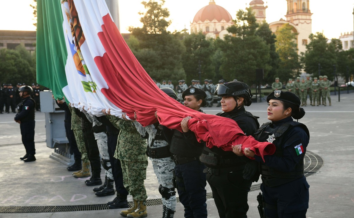 En el acto cívico estuvo personal de la Secretaría de la Defensa Nacional; Guardia Nacional y Secretaría de Seguridad del Estado de México / Foto Especial