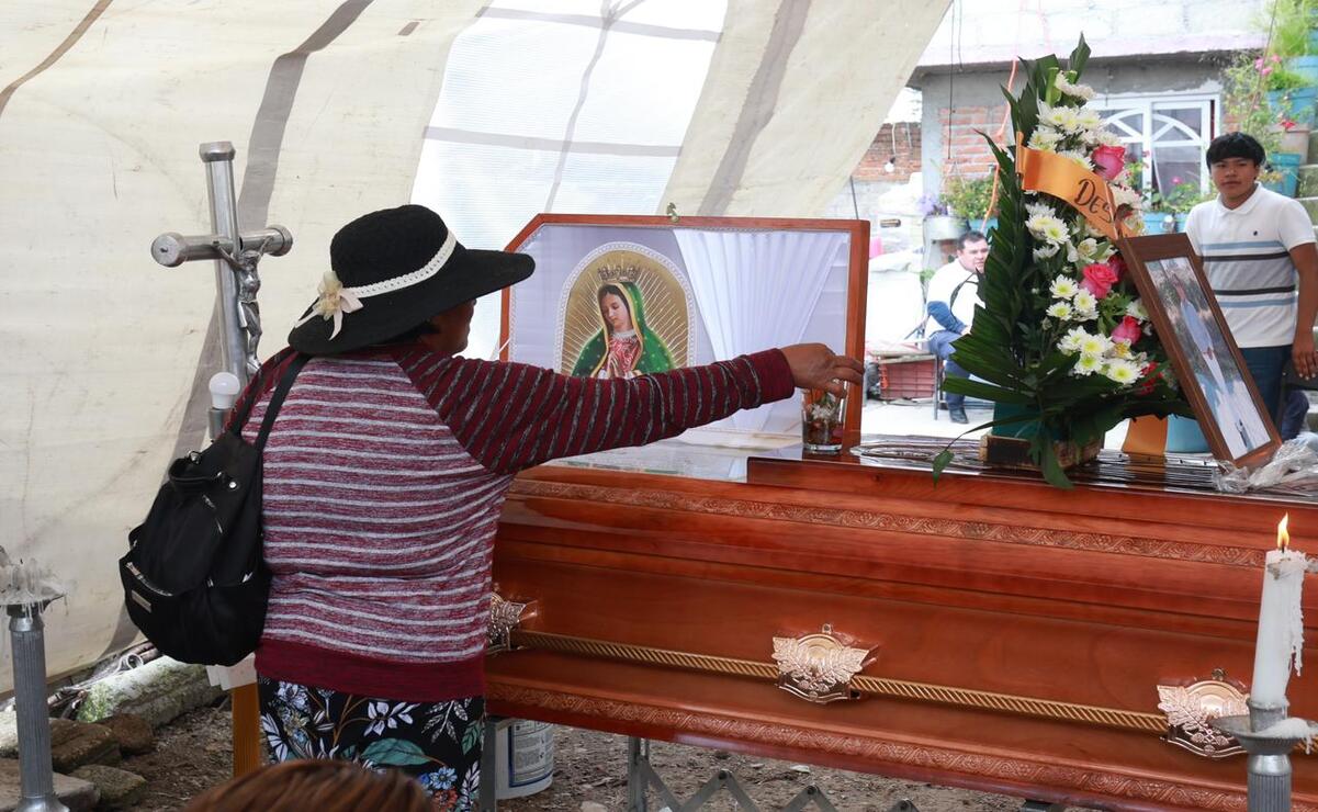 L a familia Hernández Velazquez apenas se recuperaban de la pérdida de su padre y ahora deberán despedir a su madre / Foto Alejandro Vargas