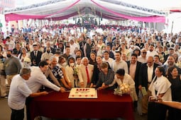 Tlalnepantla consolida el bienestar familiar con jornada de matrimonios colectivos 