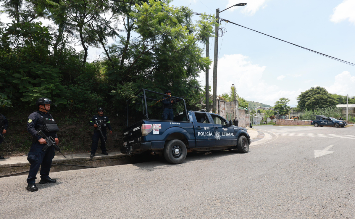 Elementos de la Secretaría de Seguridad estatal, Sedena y Guardia Nacional blindan el municipio tras los recientes bloqueos, devolviendo la confianza a los ciudadanos. Foto: Alejandro Vargas