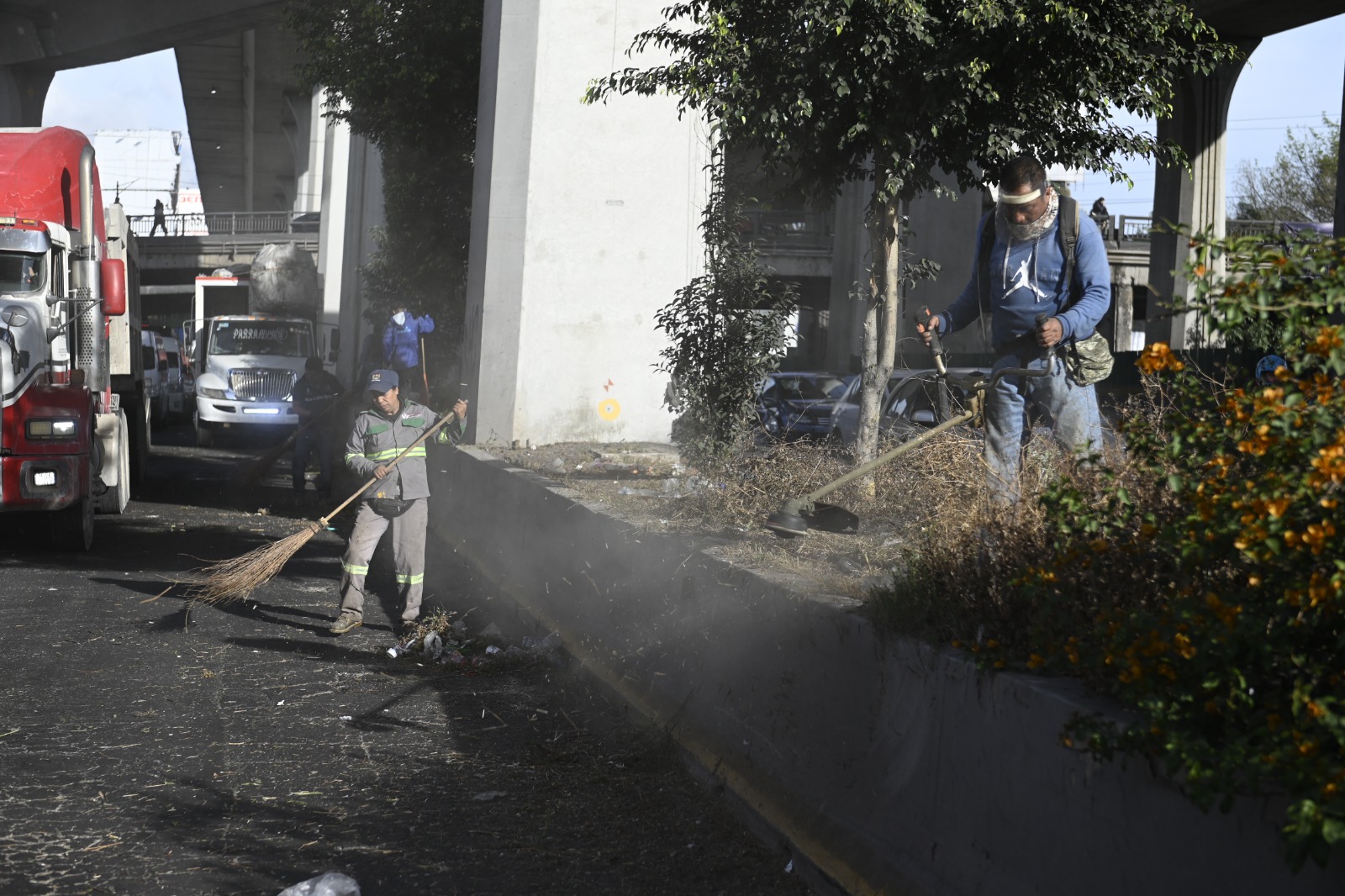 Esta acción demuestra el compromiso de la administración municipal por brindar a los ciudadanos espacios públicos limpios y dignos. Foto Especial