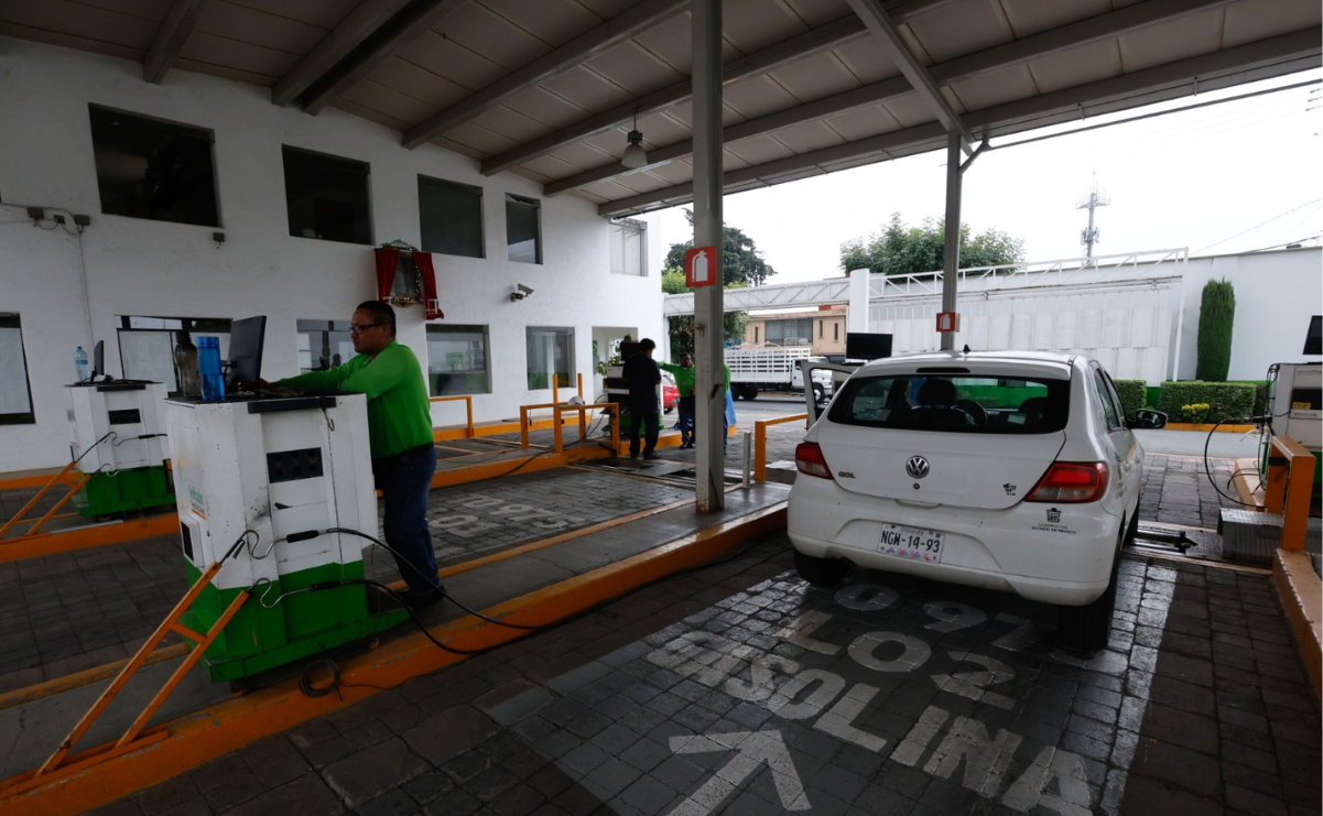 La multa por no verificar un vehículo en el Estado de México podría rebasar los 3 mil 800 pesos a partir de 2025 / Foto: Jorge Alvarado