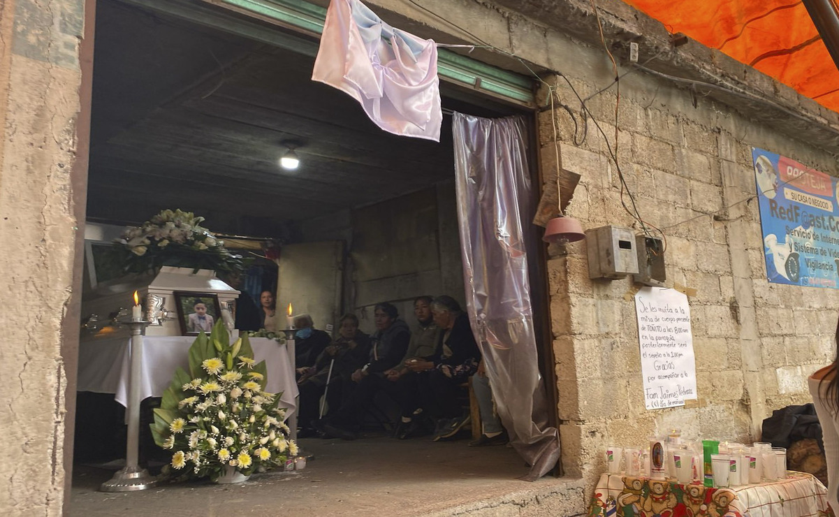 Toñito desapareció el pasado 19 de marzo y fue localizado un día después en el tinaco de agua ubicado en la vivienda de su vecino Mario “N”. Foto: Alejandro Vargas / El Universal Estado de México