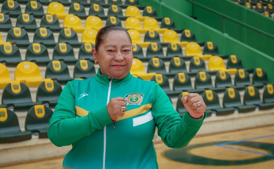 Con 40 años de trayectoria en el deporte universitario, es un ejemplo de dedicación y disciplina por la enseñanza deportiva / Foto Especial