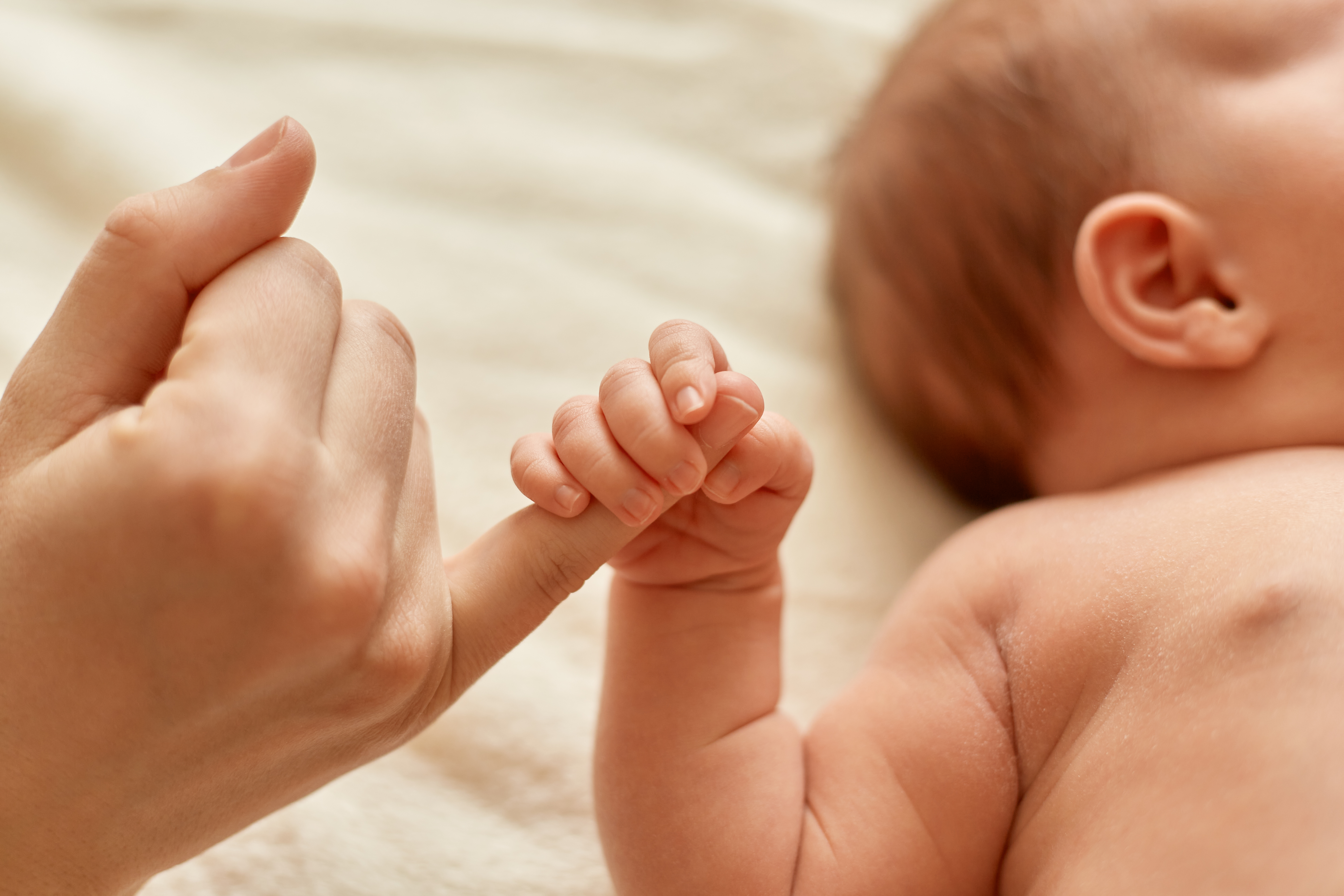 Antes de pensar en la implementación de las Baby boxes  se necesita un enfoque más amplio que incluya educación sexual, acceso a anticonceptivos y apoyo a madres en situaciones vulnerables. Foto Especial