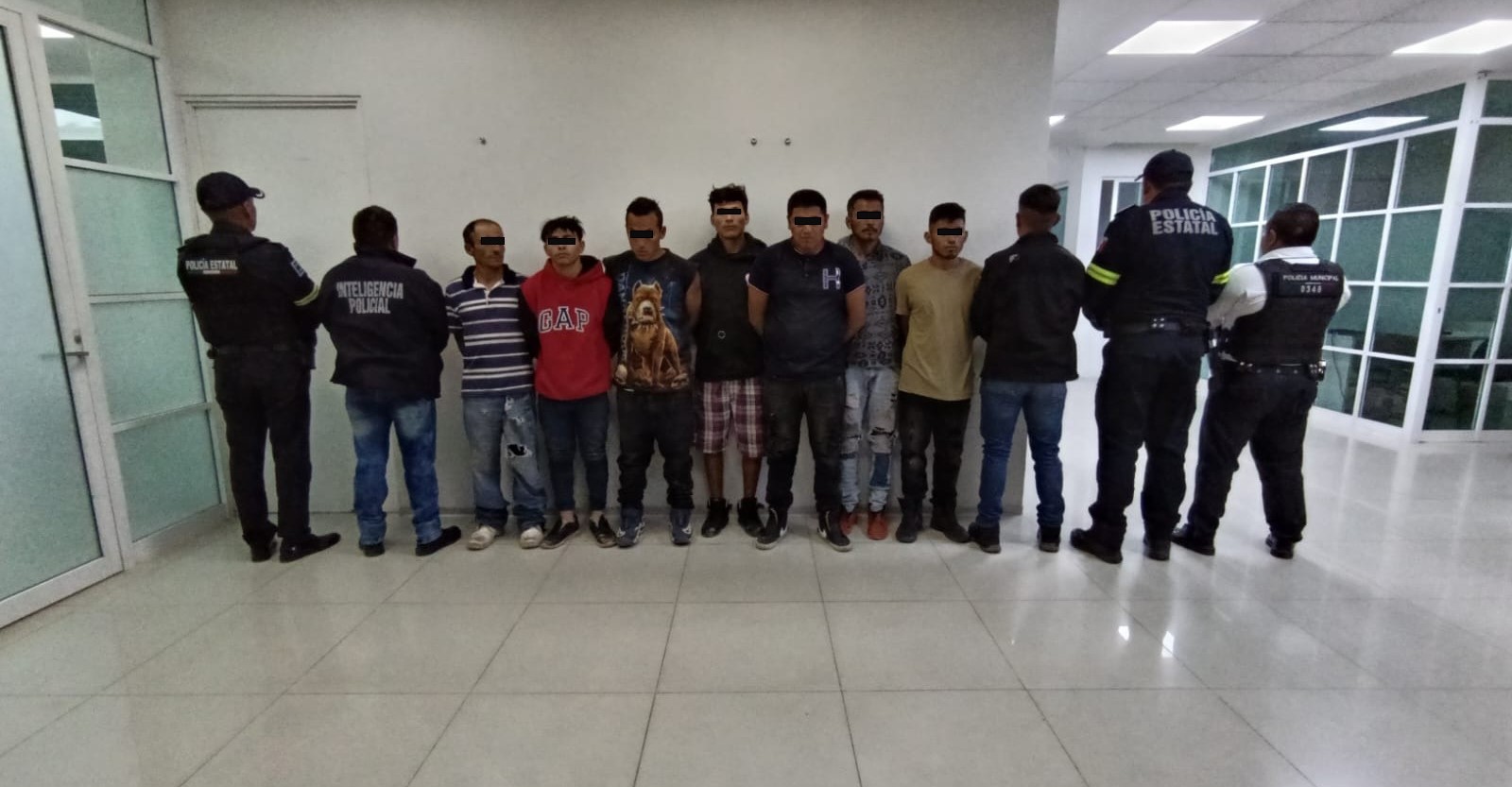 Detenidos siete hombres en el Edomex por delitos contra la salud y encubrimiento