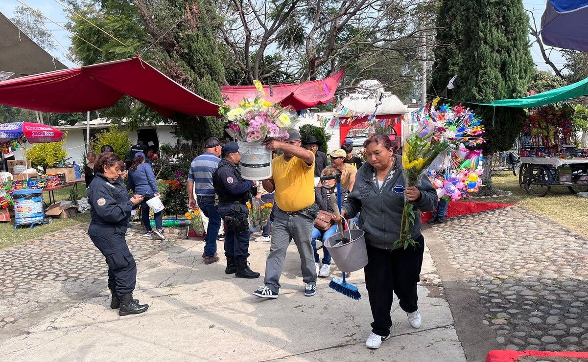 Los elementos de seguridad establecieron operativos de vigilancia permanentes durante la celebración para el bienestar de la población. Foto: Arturo Contreras