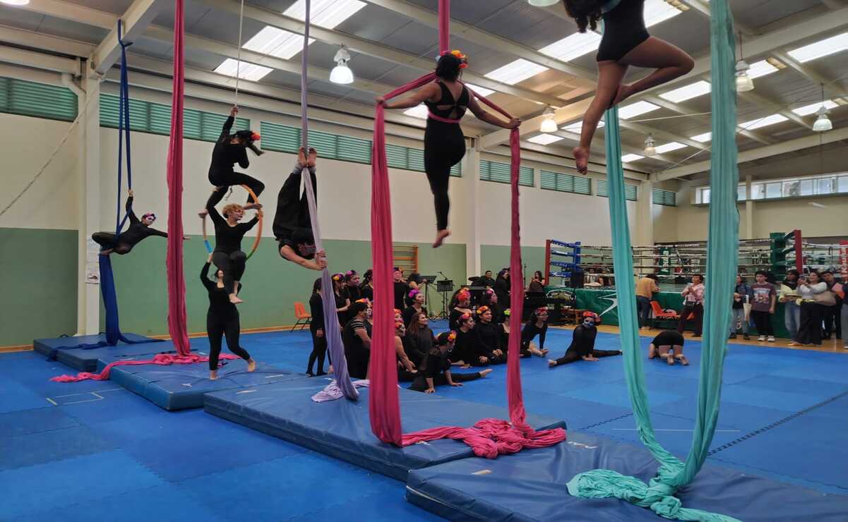 La danza aérea fortalece el cuerpo, es una disciplina que pueden practicar tanto hombres como mujeres. Foto: Especial