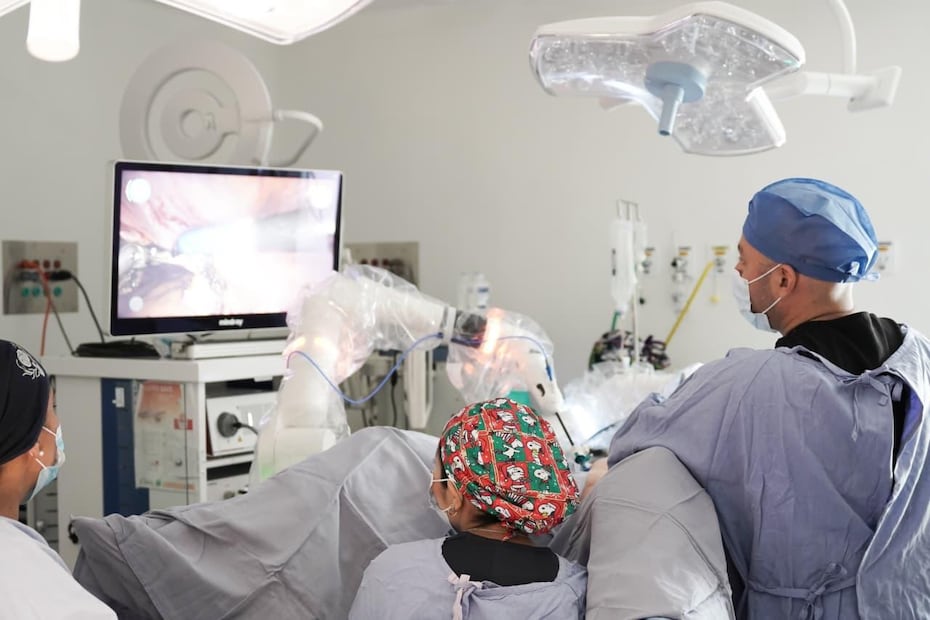 Gracias a una inversión conjunta, este robot cirujano es ahora una realidad en el sector público. Foto Especial