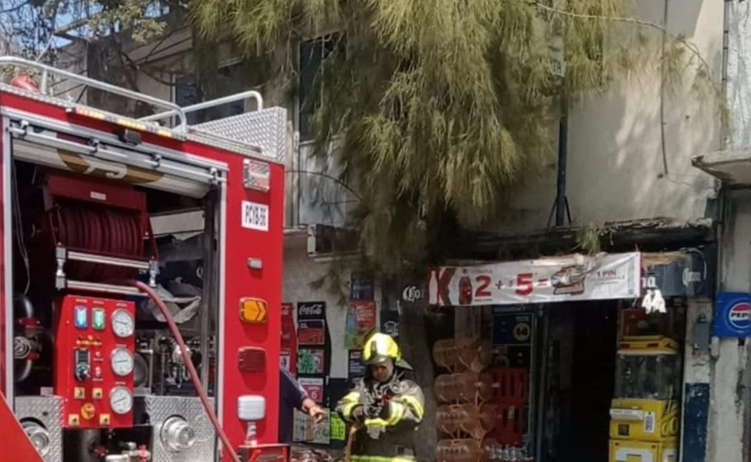 Unidades de emergencia blindando la calle Río del Socorro para garantizar la seguridad de los vecinos. Foto Especial