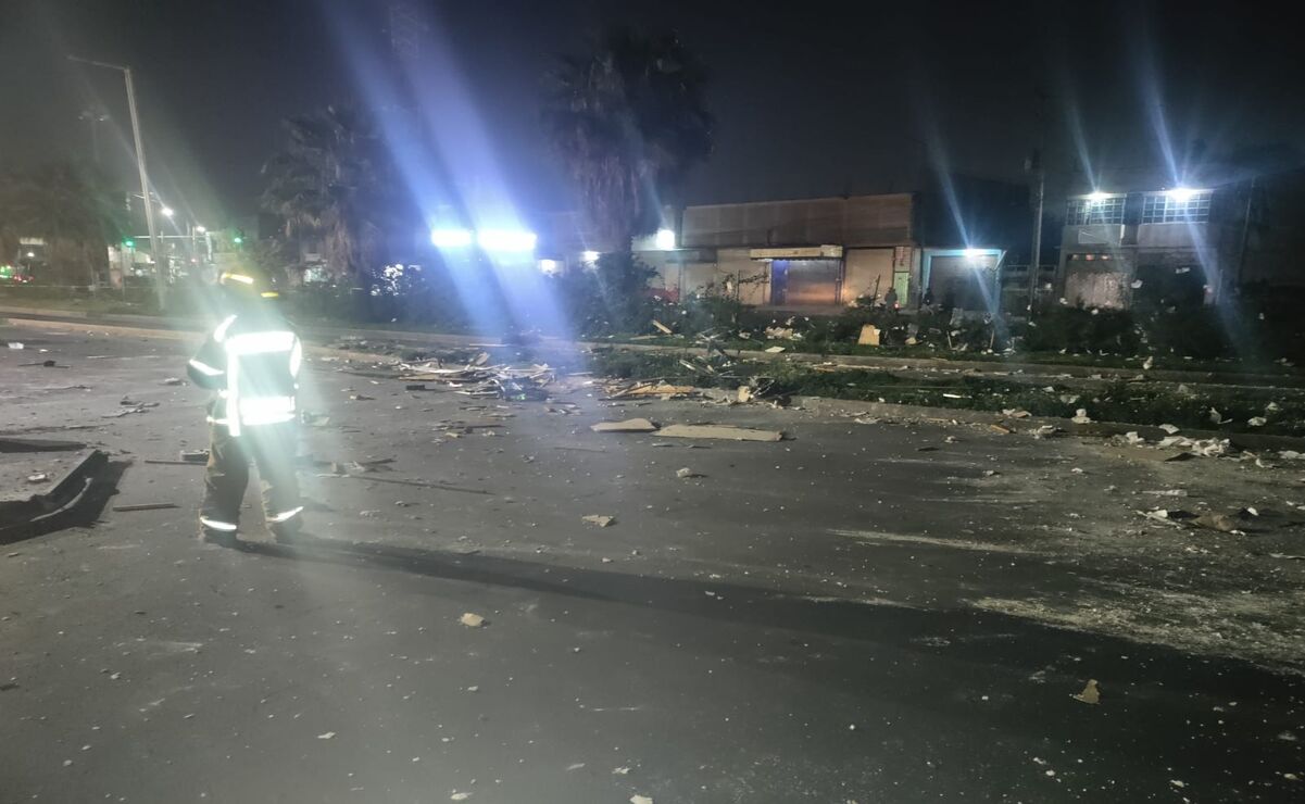 Explosión daña locales y un taller mecánico en Chimalhuacán; no se registran heridos