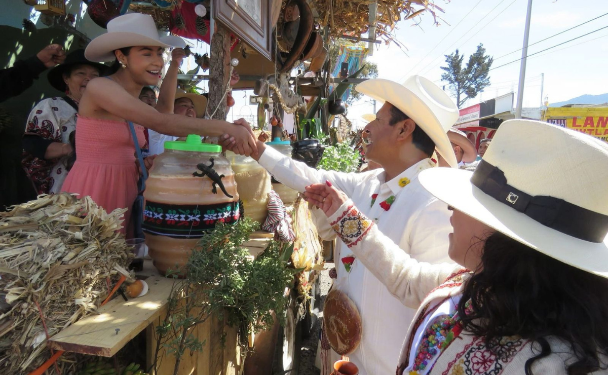 ¡A celebrar la tradición! La Expo Feria del Pulque inicia con un vibrante desfile lleno de alegría y sabor Foto: Especial