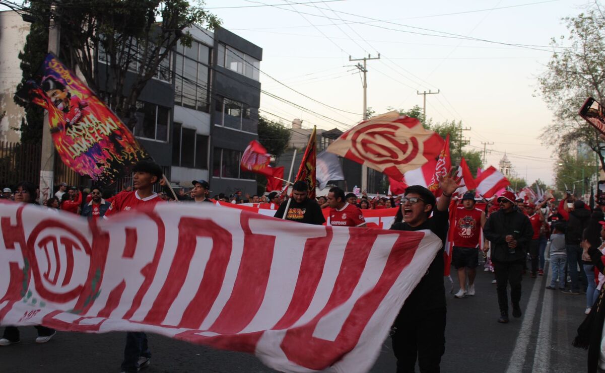 La afición del Toluca llenaba calles / Foto: Karen Aldama