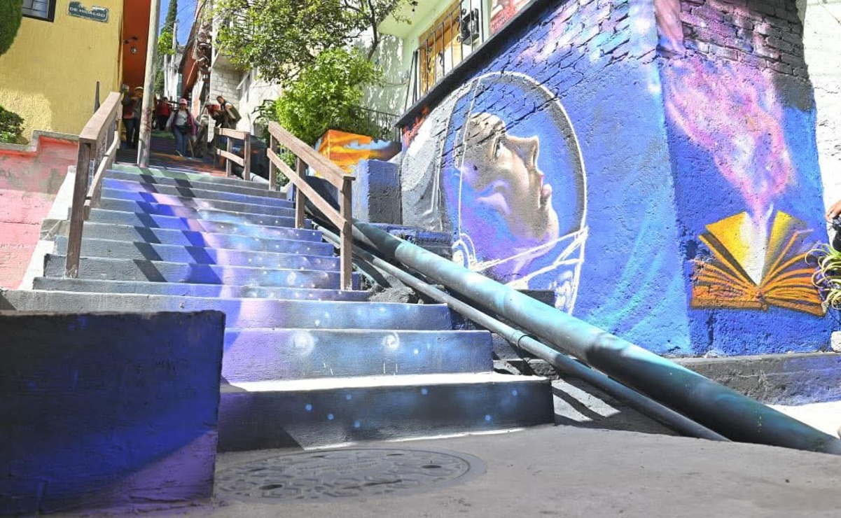 Las escalinatas de la colonia Lomas de San Juan Ixhuatepec dejaron de ser simples andadores para convertirse en espacios de arte urbano / Foto Especial