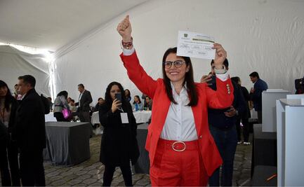 VIDEO: ¡Laura Benhumea aspirante a la Rectoría emite su voto clave en Elecciones UAEMéx!