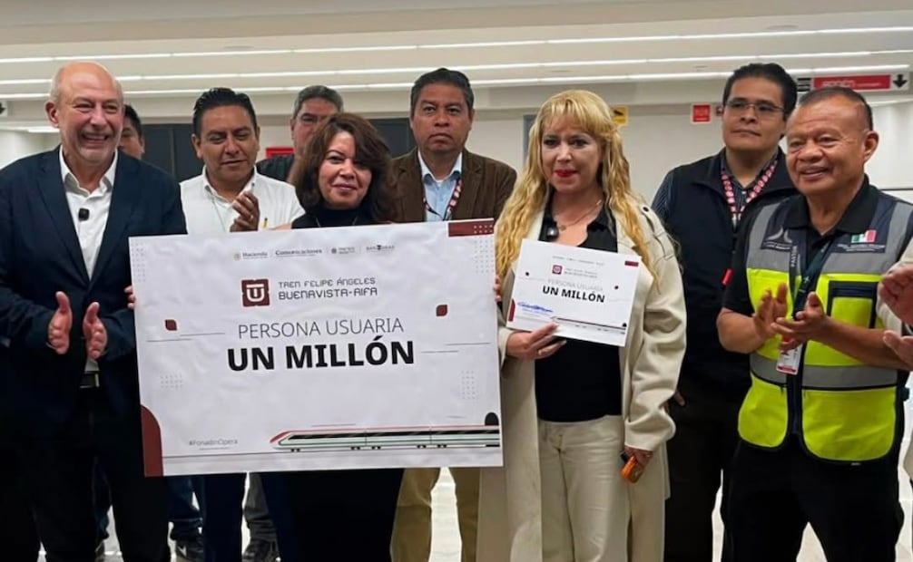 Con apenas un mes de operación, el Tren Felipe Ángeles demuestra su alta demanda al alcanzar el millón de pasajeros. Foto Especial