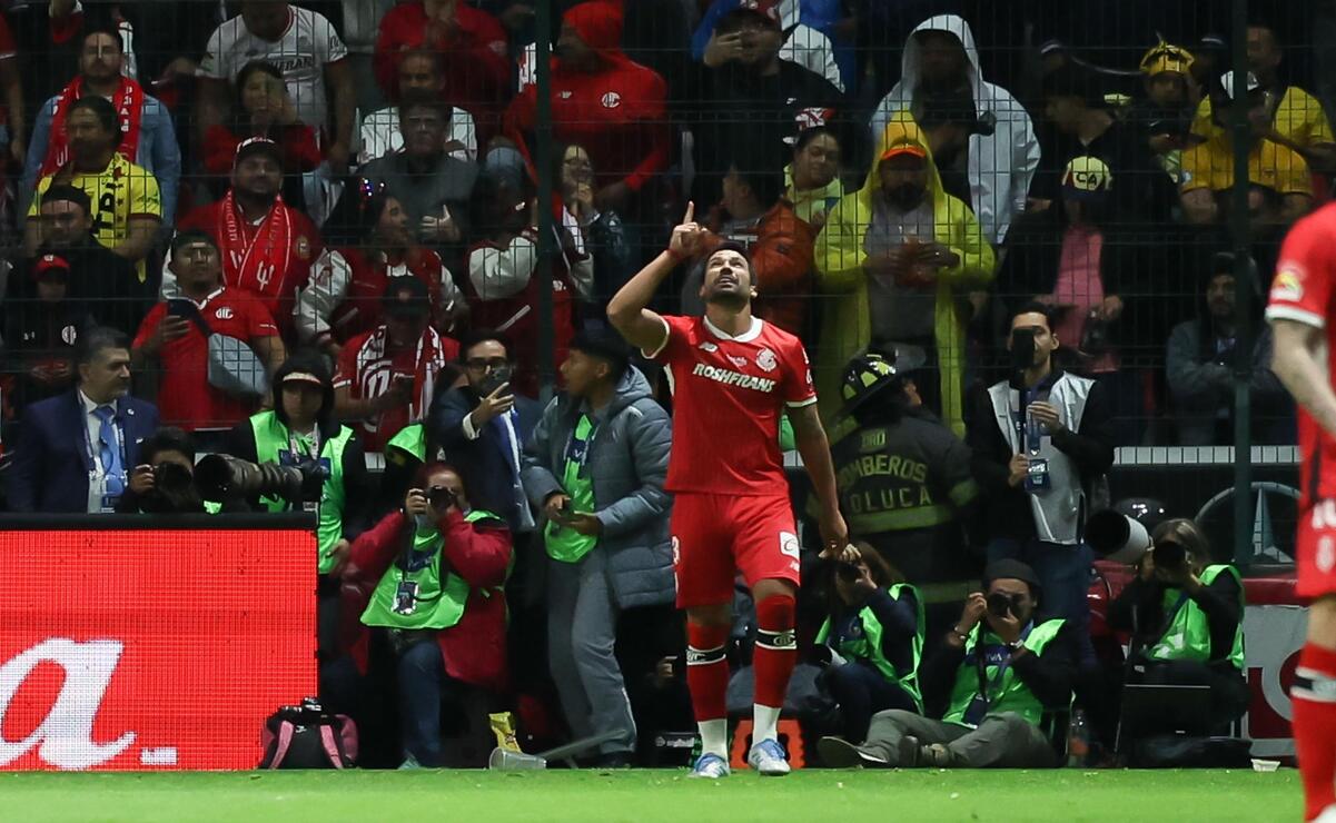 El defensa de los Diablos Rojos del Toluca, Luan García marcó el 1-0 ante América en en la Final de Vuelta del Clausura 2025. Foto: Arturo Hernández/ El Universal Estado de México