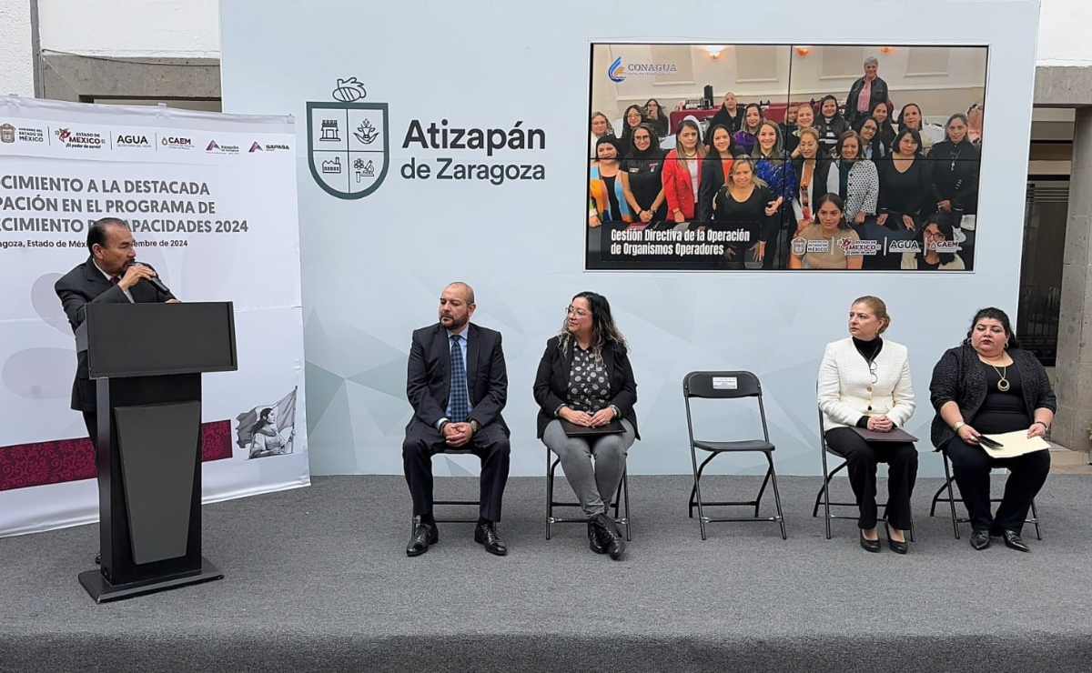 Capacitacion a servidores públicos del Edomex Foto: Especial