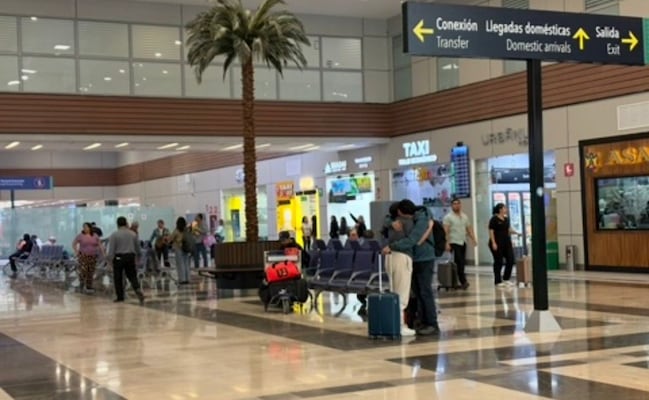 Viajeros podrán vacunarse en las instalaciones del AIFA 