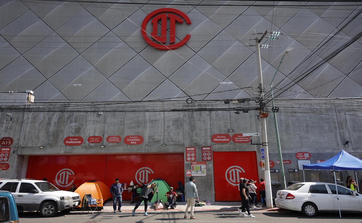 La venta al público general fue en línea y no en la taquilla / Foto Arturo Hernández