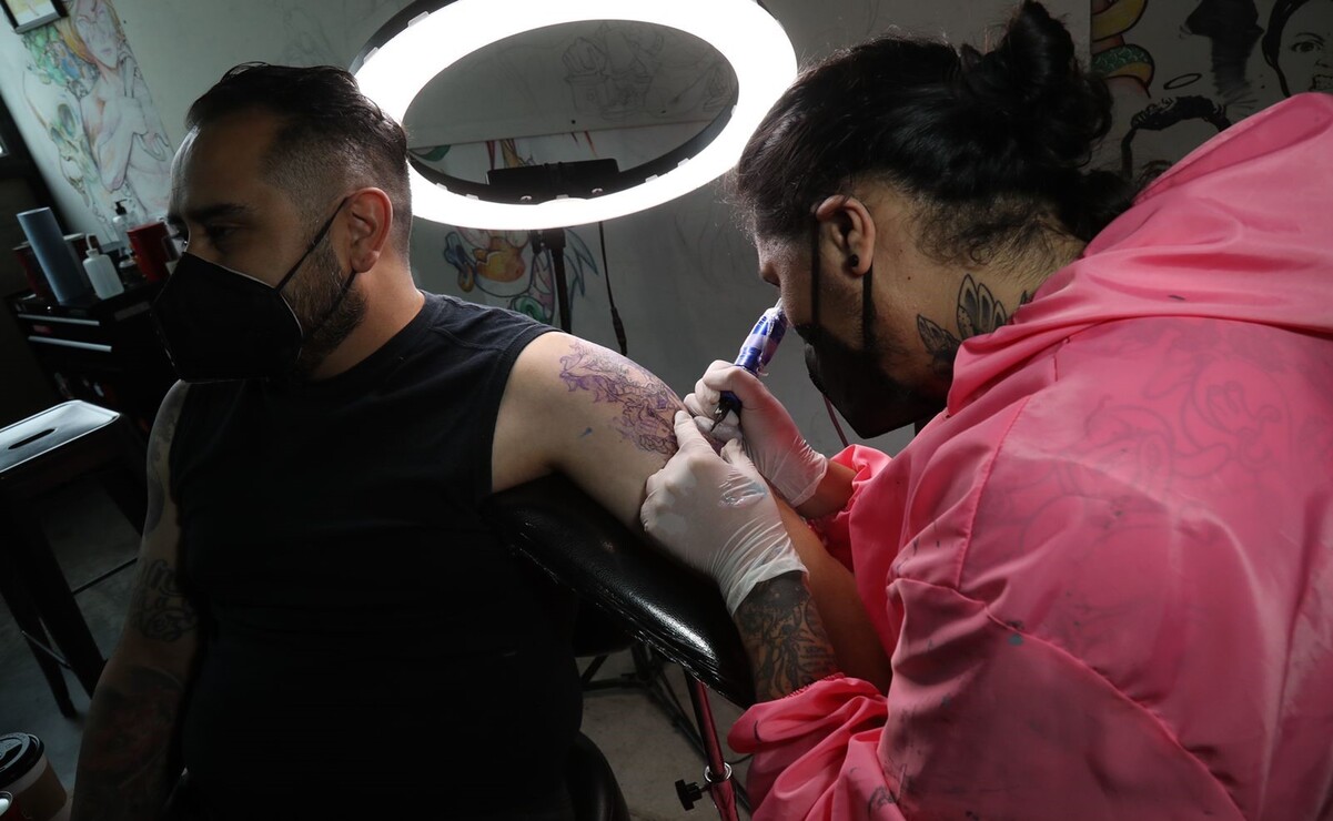 En el Edomex, hay 35 mil trabajadores como Maquillistas, Manicuristas, Pedicuristas y Tatuadores. Foto: Jorge Alvarado
