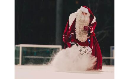 El equipo que juega con el corazón: FC Santa Claus, un ícono del fútbol solidario